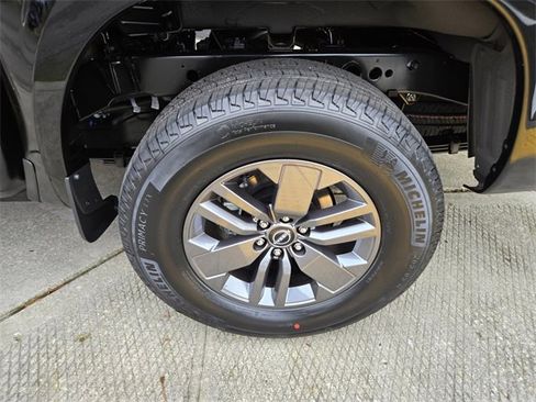 New 2026 Nissan Frontier SV image 9