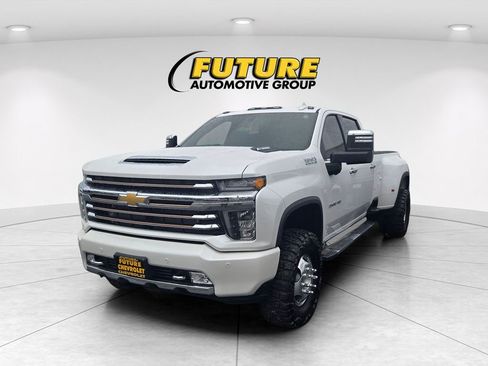 Used 2022 Chevrolet Silverado 3500 High Country AWD/4WD image 3