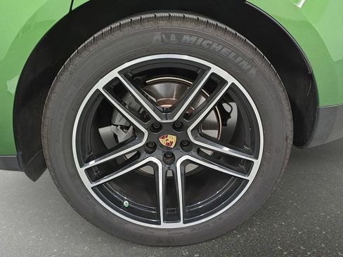 Certified 2019 Porsche Macan S AWD/4WD image 29