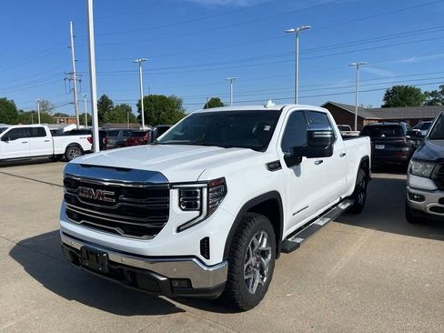 Used 2024 GMC Sierra 1500 SLT w/ SLT Premium Plus Package AWD/4WD image 3