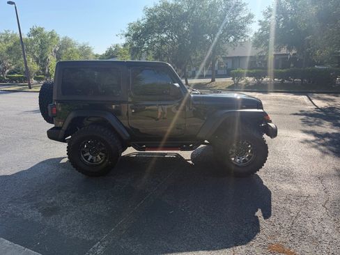 Used 2022 Jeep Wrangler Sport AWD/4WD image 8
