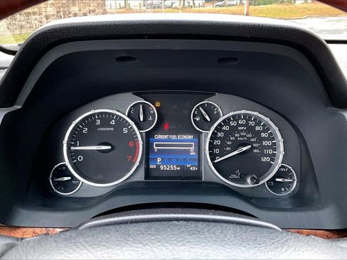 Used 2016 Toyota Tundra 1794 Edition image 9