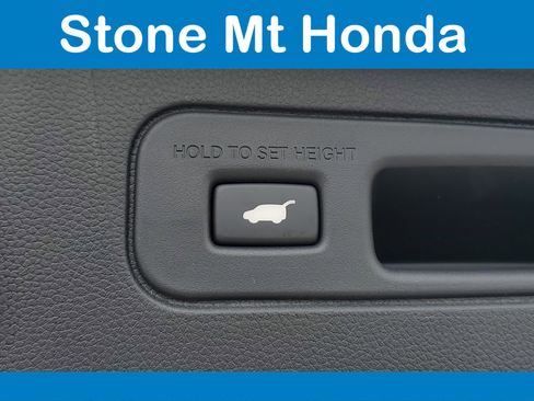 New 2025 Honda Pilot EX-L image 9