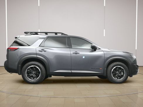 Certified 2025 Nissan Pathfinder Rock Creek AWD/4WD image 26