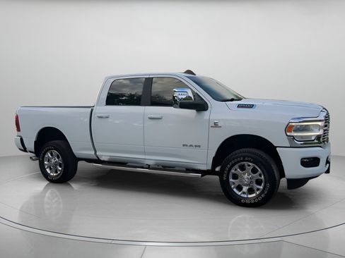 Used 2024 RAM 2500 Laramie w/ Safety Group AWD/4WD image 35