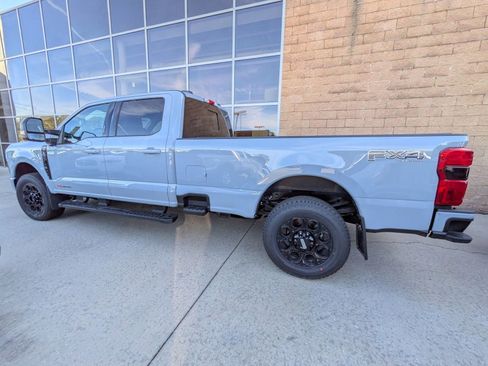 New 2026 Ford F350 Lariat w/ Black Appearance Package image 6