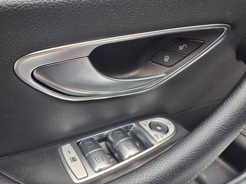 Used 2019 Mercedes-Benz E 450 4MATIC Sedan image 19