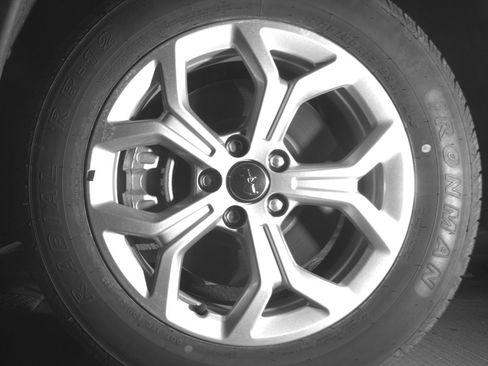 Used 2025 Jeep Compass Latitude image 12