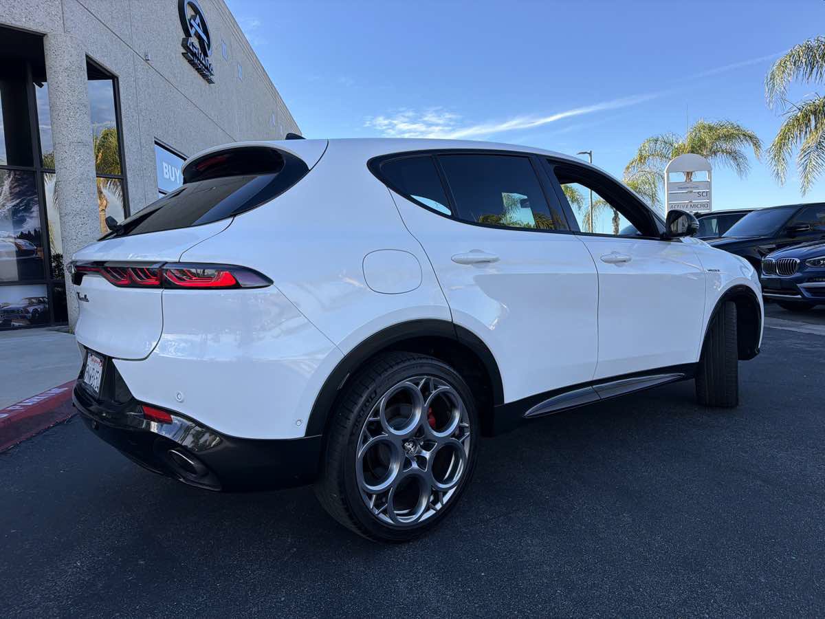 Used 2024 Alfa Romeo Tonale Ti w/ Active Assist Package AWD/4WD image 4