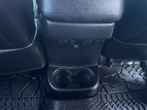 Used 2015 Jeep Wrangler Unlimited Sahara w/ Dual Top Group image 22