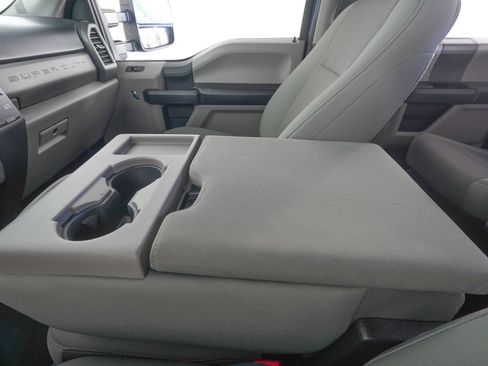 Used 2020 Ford F350 XL w/ STX Appearance Package AWD/4WD image 14