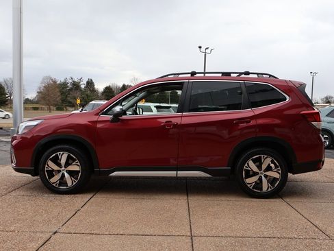 Used 2020 Subaru Forester Touring image 3