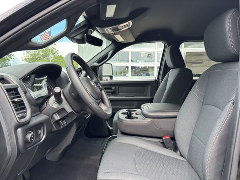 New 2026 RAM 2500 Tradesman AWD/4WD image 8