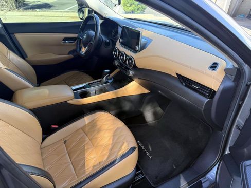 Certified 2022 Nissan Sentra SV w/ SV Premium Package FWD image 12