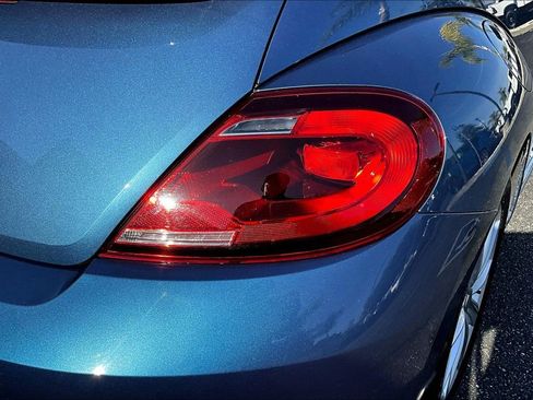 Used 2019 Volkswagen Beetle 2.0T SE image 22