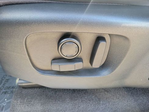 Used 2021 Land Rover Range Rover Sport HST image 21