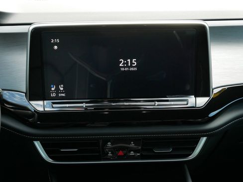 New 2026 Volkswagen Atlas Cross Sport SE image 10