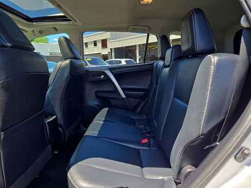 Used 2014 Toyota RAV4 Limited w/ Technology Package AWD/4WD image 11