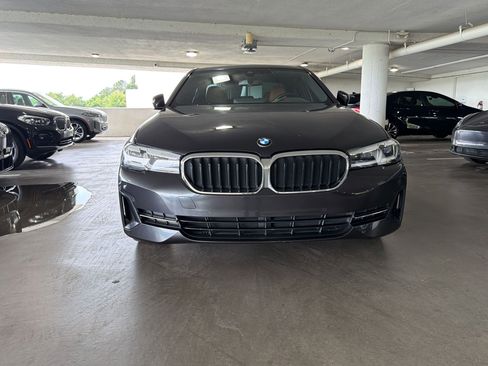 Certified 2023 BMW 530i w/ Convenience Package RWD image 4