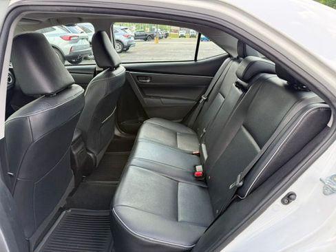 Used 2017 Toyota Corolla XLE w/ Carpet Mat Package (TMS) FWD image 8