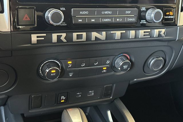Used 2026 Nissan Frontier SV w/ Tow Package RWD image 18