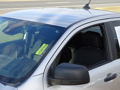 Used 2019 Ford Ranger XL w/ Equipment Group 101A Mid image 28