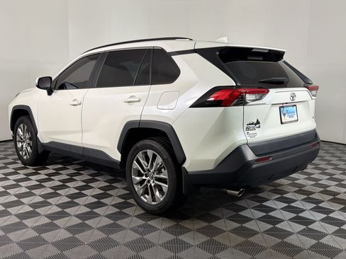 Used 2021 Toyota RAV4 XLE Premium FWD image 2