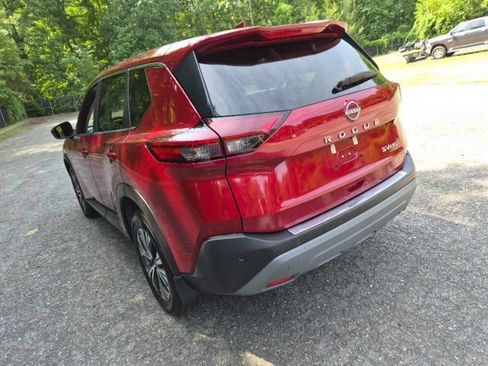 Used 2023 Nissan Rogue SV AWD/4WD image 8