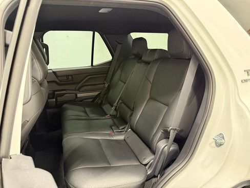 Used 2025 Toyota 4Runner TRD Off-Road image 39