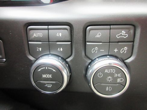 New 2026 GMC Sierra 1500 AT4X image 18