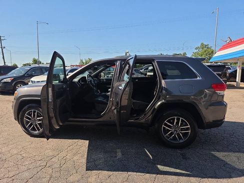 Used 2020 Jeep Grand Cherokee Limited w/ Luxury Group II AWD/4WD image 13