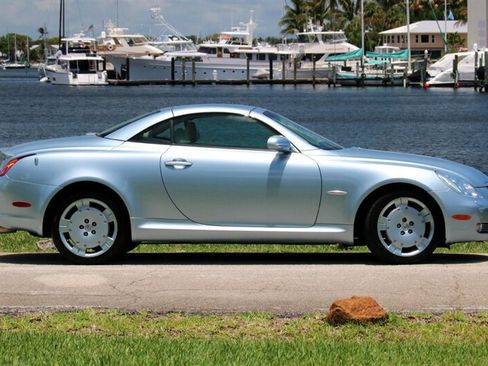 Used 2004 Lexus SC 430 Convertible RWD image 6
