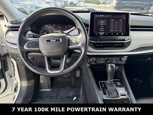 Used 2022 Jeep Compass Latitude w/ Sun and Sound Group image 18