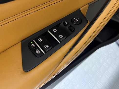 Used 2020 BMW M550i xDrive w/ Executive Package image 13