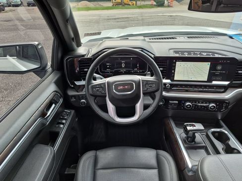 Certified 2025 GMC Sierra 1500 SLT w/ SLT Premium Plus Package AWD/4WD image 21