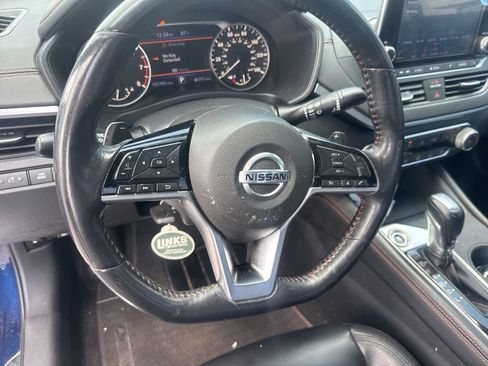 Used 2019 Nissan Altima 2.5 SR w/ SR Premium Package FWD image 19