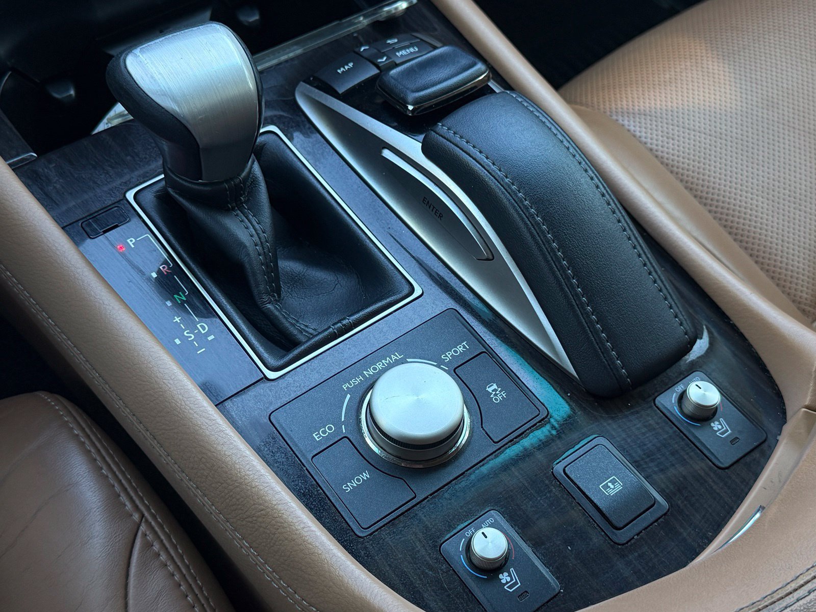 Used 2017 Lexus LS 460 w/ Comfort Package RWD image 32