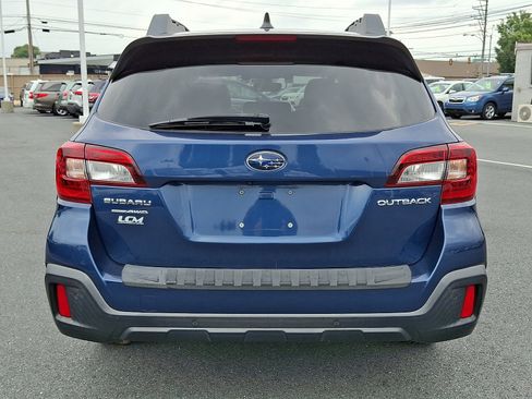 Used 2019 Subaru Outback 2.5i Limited AWD/4WD image 6