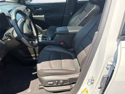 Used 2023 Chevrolet Equinox RS w/ RS Leather Package FWD image 22