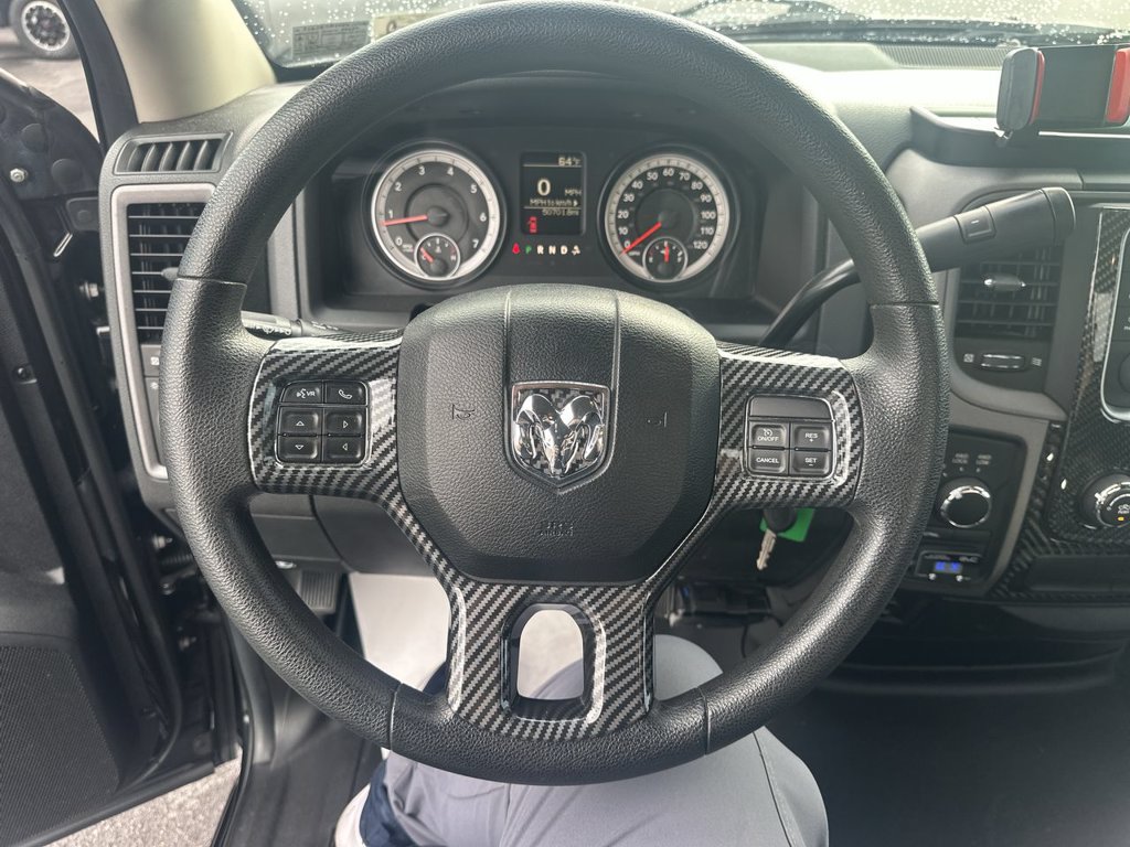 Used 2014 RAM 1500 Express AWD/4WD image 15