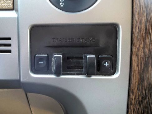 Used 2013 Ford F150 Lariat w/ Luxury Equipment Group AWD/4WD image 26