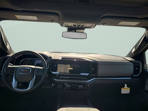 New 2026 GMC Sierra 2500 SLT w/ SLT Premium Package image 10