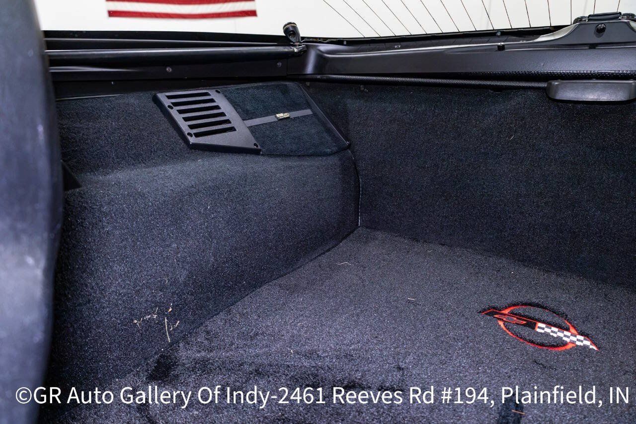 Used 1992 Chevrolet Corvette Coupe RWD image 35