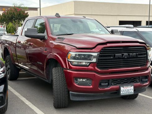 Used 2020 RAM 2500 Laramie AWD/4WD image 2