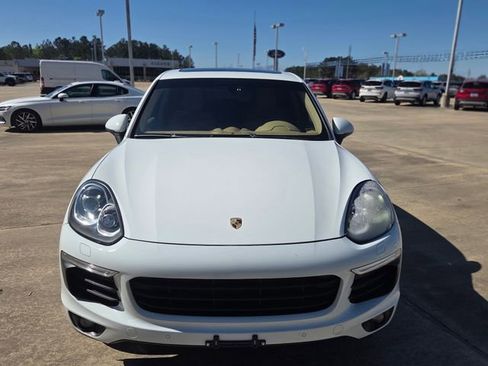 Used 2017 Porsche Cayenne Platinum Edition AWD/4WD image 9