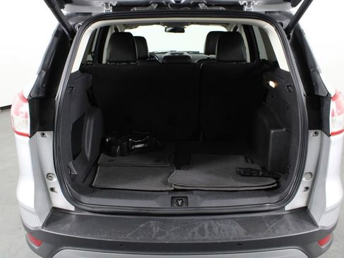 Used 2016 Ford Escape SE w/ SE Leather Comfort Package image 17