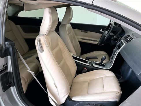 Used 2012 Volvo C70 T5 image 10