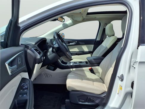 Used 2024 Ford Edge Titanium AWD/4WD image 14