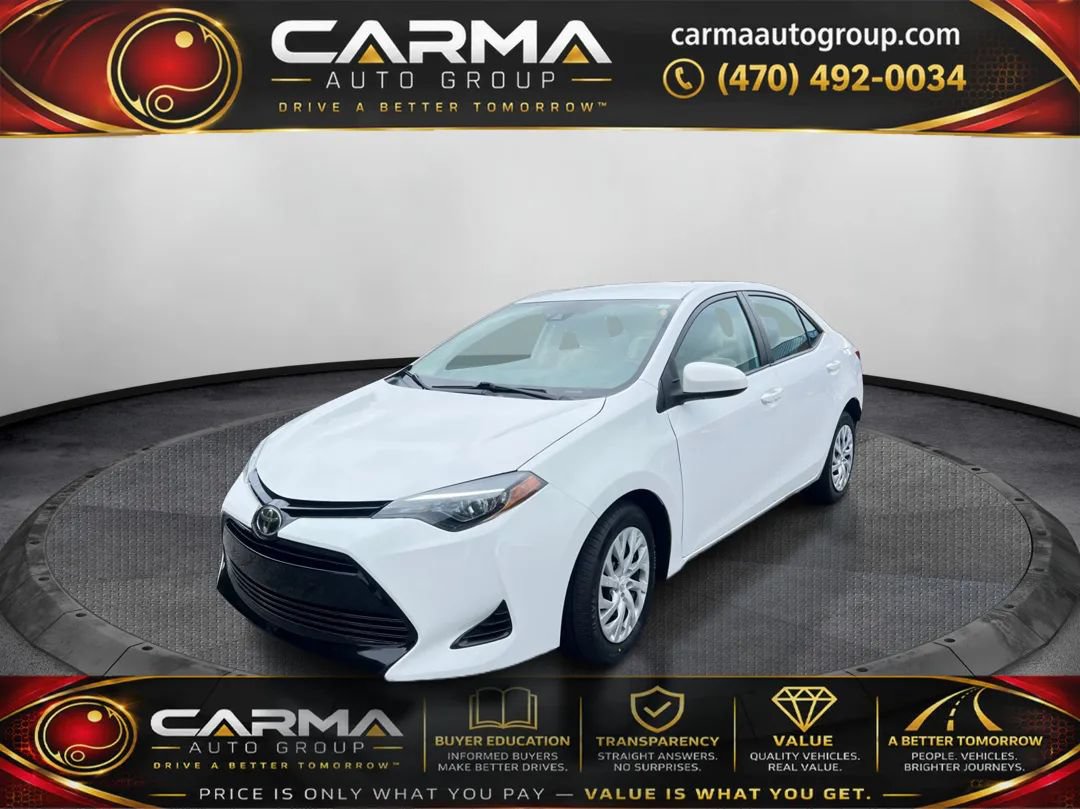 Used 2017 Toyota Corolla LE FWD image 1
