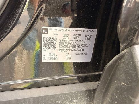 Used 2025 Chevrolet Equinox LT w/ Convenience Package II image 19